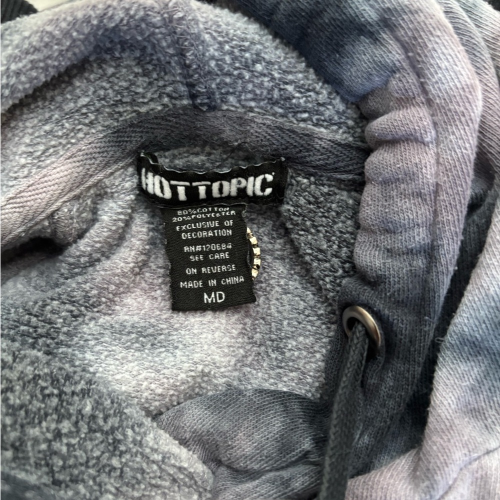 Hot Topic Skull Hoodie - Picture 3 of 4